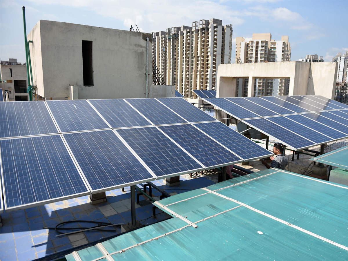 Domestic solar manufacturers hail extension of safeguard duty on Chinese equipment