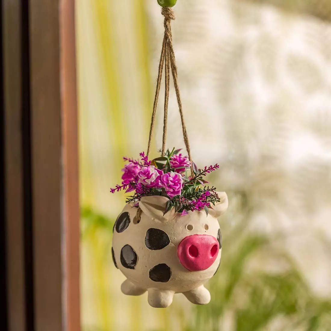 10 Stylish Hanging Planters to Add a Touch of Green to Your Home:Image